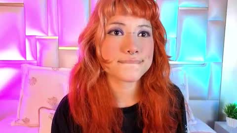 Sienna Desieree online show from February 11, 12:20 pm