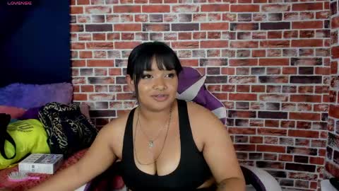 sienna_lux01 online show from May 5, 3:13 am
