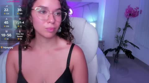 siiena online show from May 28, 1:58 am