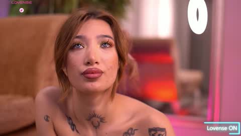 Sienna online show from January 8, 8:04 pm