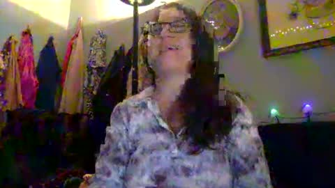 siennavia online show from February 27, 1:42 am