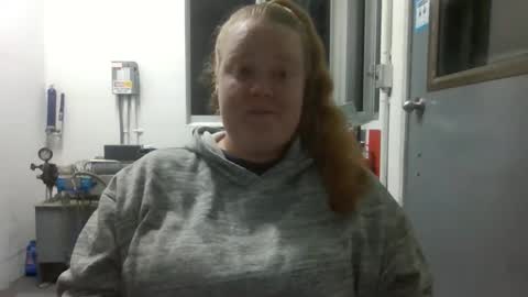 sierra_bby online show from January 17, 10:46 am