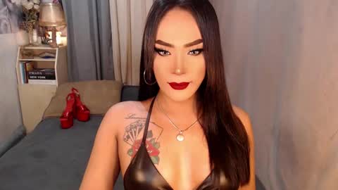 Sierrafina online show from December 2, 10:35 am