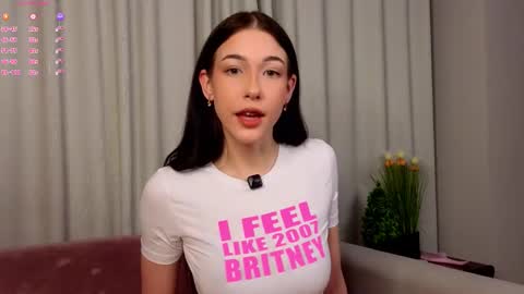 Eva  online show from February 26, 11:35 am