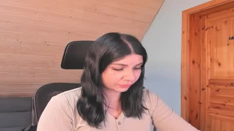 siirena online show from March 24, 6:08 am