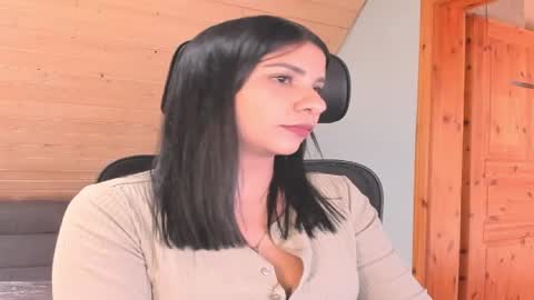 siirena online show from March 5, 12:14 pm