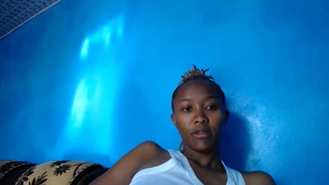 silent_lovie online show from February 10, 5:32 am