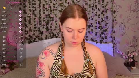 Snapshot of silent_princesses chatting on January 26, 1:47 pm Chloe online show from January 26, 1:47 pm