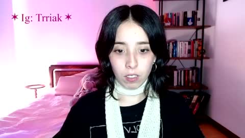 silkbite online show from April 8, 10:35 pm