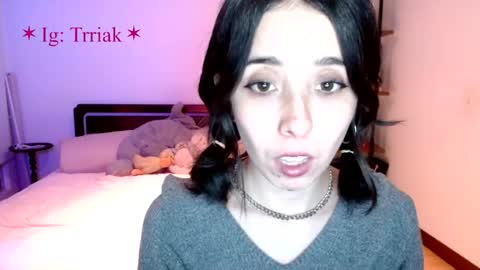 silkbite online show from April 19, 12:55 am