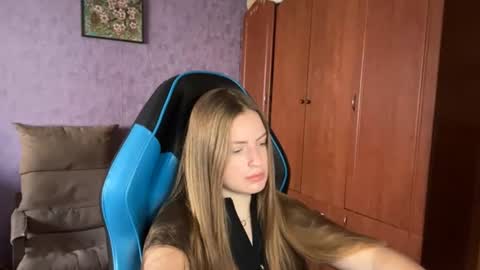 Erica online show from June 29, 10:59 am