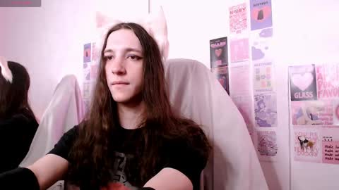 silvermuse online show from March 22, 9:19 pm