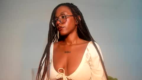 silverosequeen online show from May 10, 9:04 am
