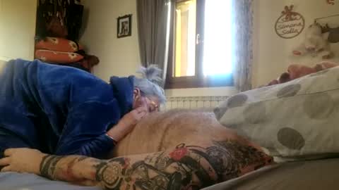 simodav online show from March 28, 6:04 am