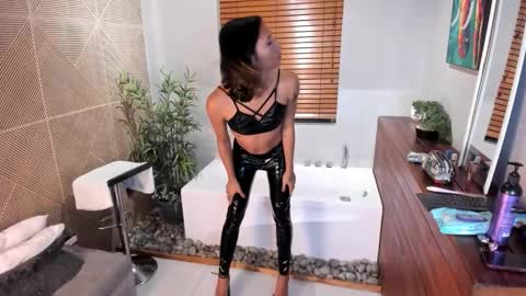 simon_durand online show from December 19, 4:30 am