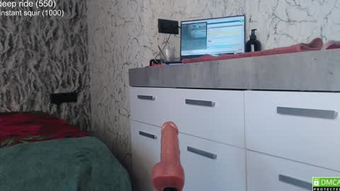 Snapshot of simplegirl1996 chatting on February 26, 10:05 am regina online show from February 26, 10:05 am
