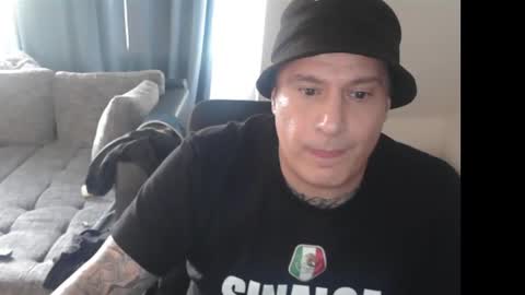 Snapshot of sinalco1975 chatting on September 19, 1:37 pm sinalco1975 online show from September 19, 1:37 pm