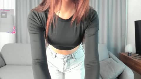 Snapshot of sinaramoon chatting on September 22, 4:00 pm Aurora online show from September 22, 4:00 pm