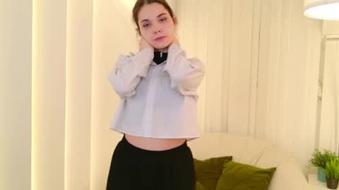 sindell_cryell online show from May 15, 9:44 pm