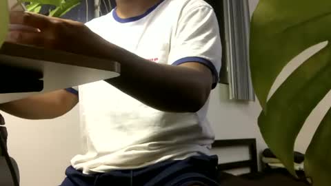 singoutloud37 online show from October 28, 3:18 am