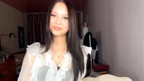 Emma online show from November 13, 1:41 am