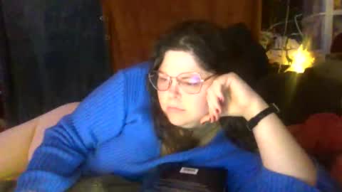 Siofra online show from November 26, 3:09 pm