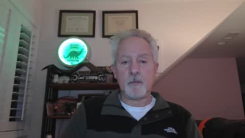 Snapshot of sir_lust_alot chatting on January 28, 8:04 am Don Roberto online show from January 28, 8:04 am