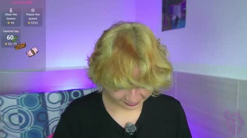 Snapshot of sirius_angels chatting on October 3, 7:55 pm Sirius angels online show from October 3, 7:55 pm