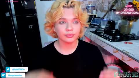 Snapshot of sirius_angels chatting on October 28, 6:53 pm Sirius angels online show from October 28, 6:53 pm