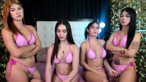 Snapshot of sissyclown_dolly chatting on September 14, 9:22 am sissyclown_dolly online show from September 14, 9:22 am