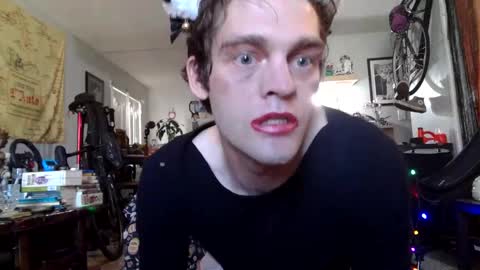 sissyemmalauren online show from October 8, 10:16 pm