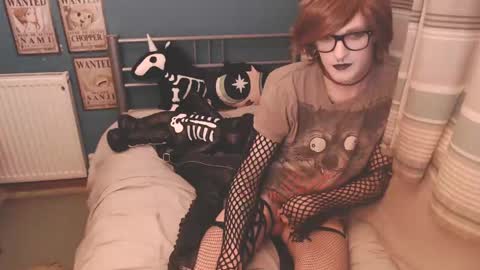 SissyGothx online show from February 4, 2:39 am