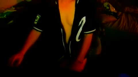 Snapshot of sissyred2314 chatting on September 23, 11:48 am red online show from September 23, 11:48 am