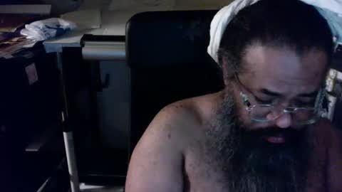 Snapshot of siyah_sakal chatting on February 12, 7:13 am siyah_sakal online show from February 12, 7:13 am