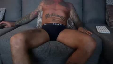Steve   Jane online show from July 18, 9:39 pm