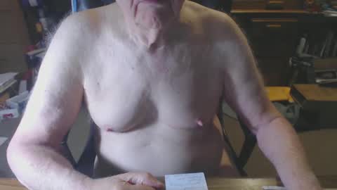 sjbottomboi online show from September 15, 9:11 am