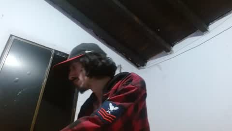 sk8sir online show from July 20, 2:47 am