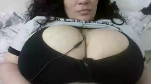 skarkett21 online show from March 22, 3:32 am