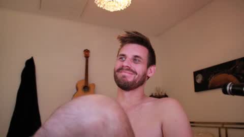 skatejocke online show from December 1, 3:21 pm