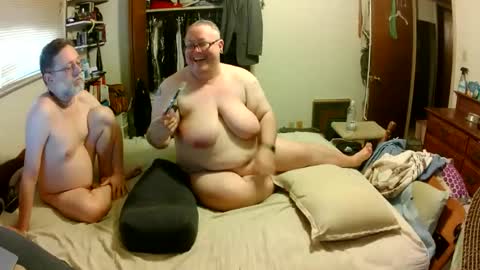 skewedviewblue online show from May 24, 1:13 am
