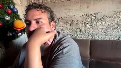 Elias online show from May 15, 11:12 pm