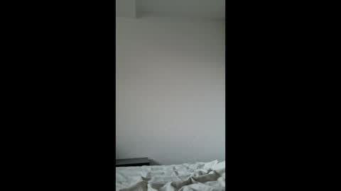 skinnyb24 online show from April 29, 5:30 pm