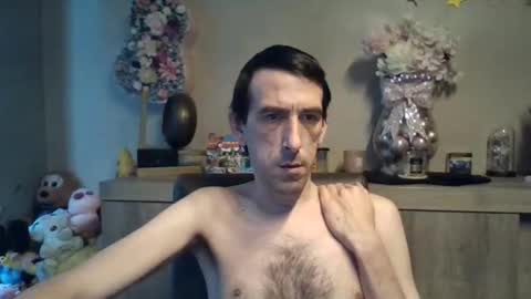 SkinnyBigCock2 online show from December 2, 8:45 am