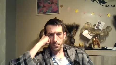 SkinnyBigCock2 online show from January 2, 4:20 am