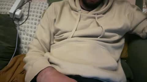 skinnyguyfun online show from June 10, 11:14 pm