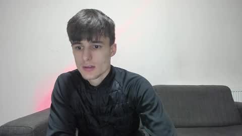 skinnyguywithbigd online show from January 5, 2:19 pm