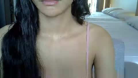 skinnykittencam online show from November 13, 11:02 am