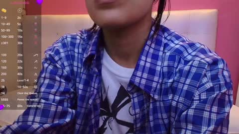 Snapshot of skinnyneighbour_ chatting on February 6, 3:06 am Karla online show from February 6, 3:06 am