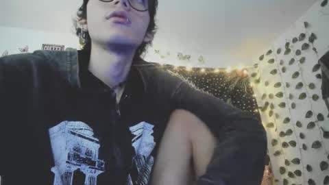skiny_dann online show from April 27, 3:04 am