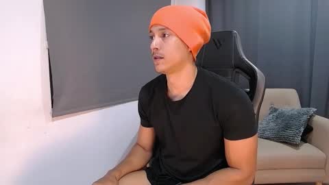 Liam Vokov online show from February 15, 11:36 pm